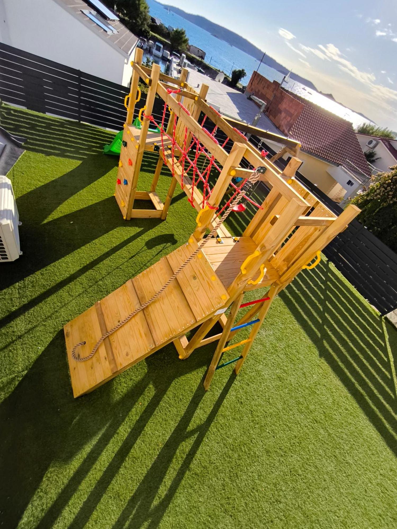 Astramaris Apartments Donji Okrug  Екстериор снимка
