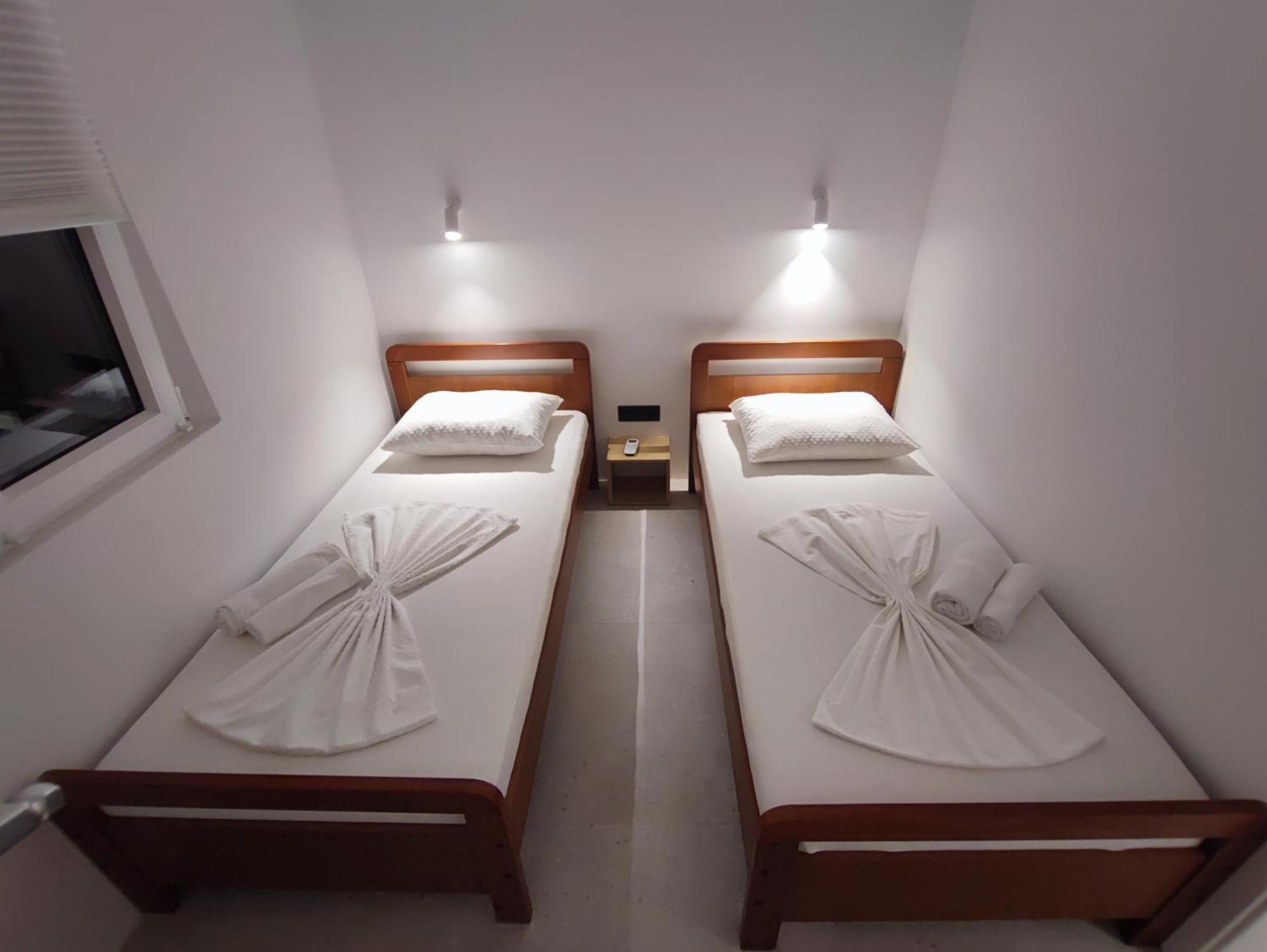 Astramaris Apartments Donji Okrug  Екстериор снимка