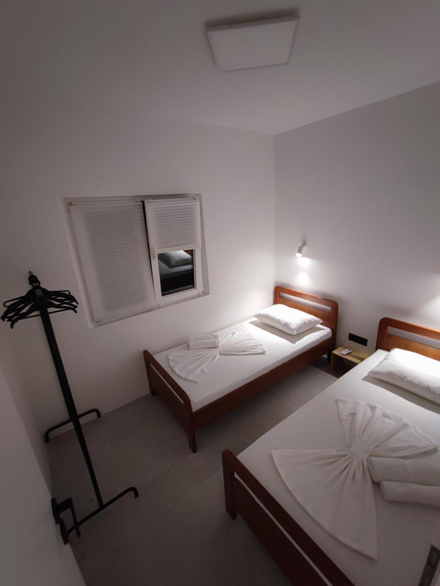 Astramaris Apartments Donji Okrug  Екстериор снимка